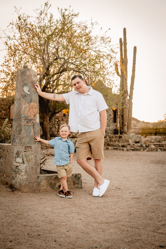 Family-Photos-Scorpion-Gulch-Phoenix-AZ-14 photo of father and son