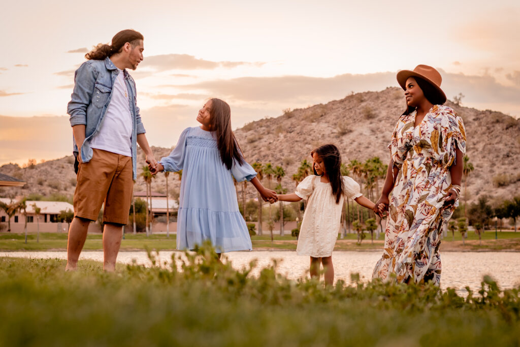 estrella, mountain, ranch, phoenix, goodyear, litchfield park, avondale, buckeye, surprise, glendale, peoria, photographer, photo, photography, family, two second media, memories by candace, lake, south, north, family, photographer, photography, photo