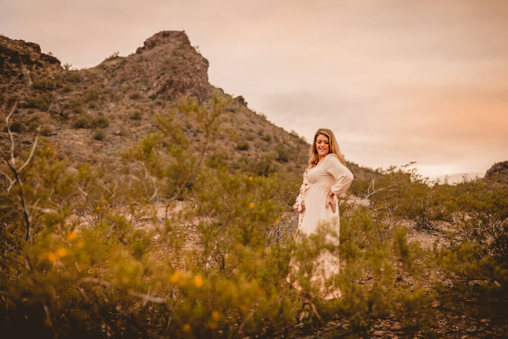 Maternity photo of pregnant belly at Lookout Mountain In Phoenix, Arizona
