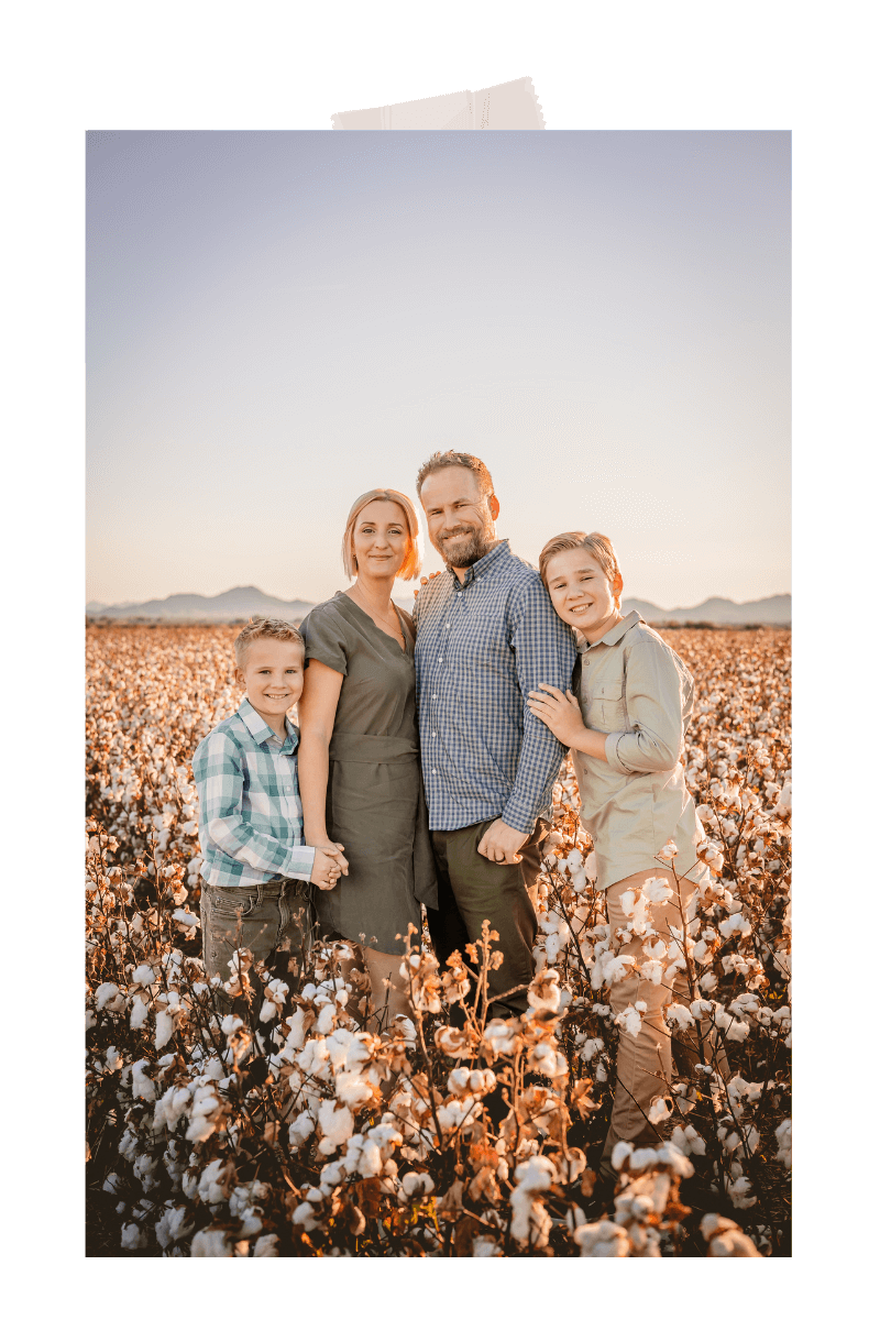 family photos in the cotton fields in Buckeye, AZ by photographer Memories by Candace at Rocker 7 Farms