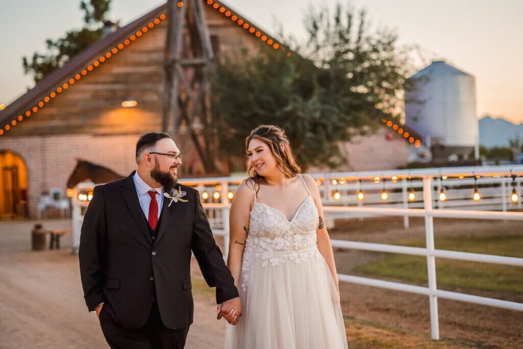 Bride and groom wedding photo at Knotty Barn in Queen Creek, Arizona